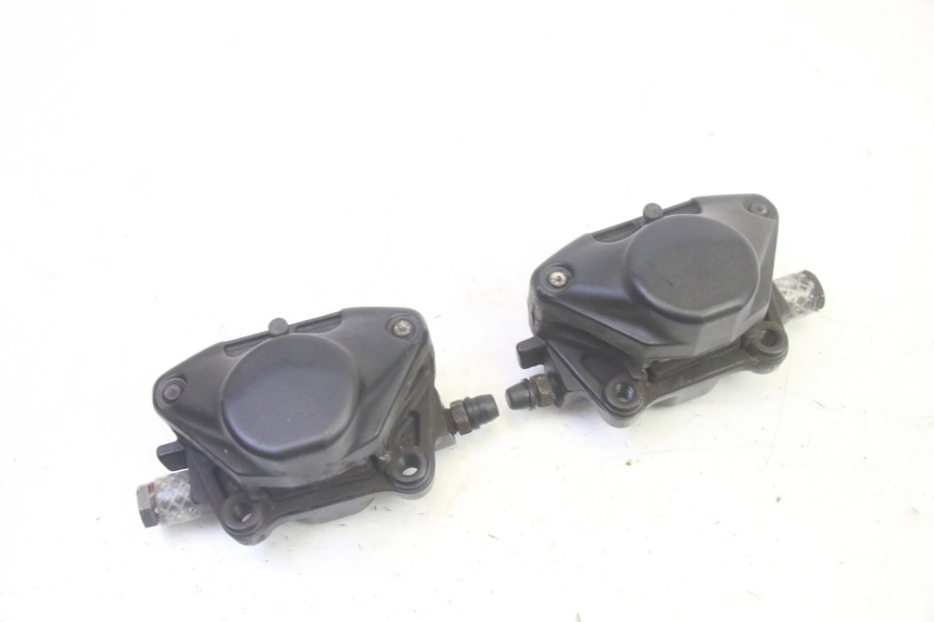 photo de ETRIER FREIN AVANT PIAGGIO MP3 RL 250 (2006 - 2010) - Gros plan technique