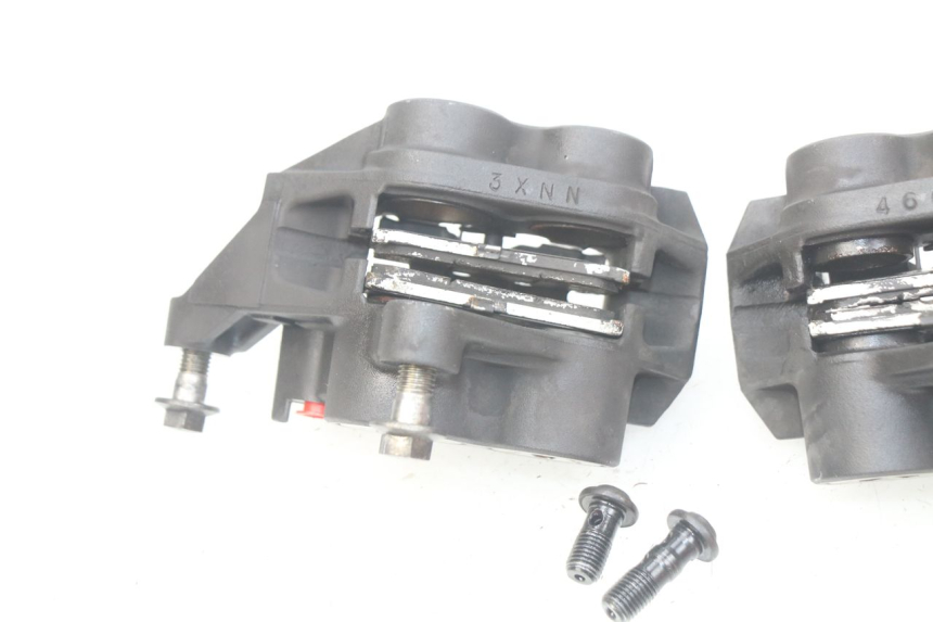 photo de ÉTRIER DE FREIN AVANT YAMAHA MT-07 MT07 ABS 700 (2014 - 2017) - Détail de la pièce