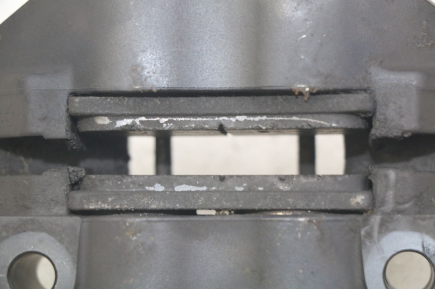 photo de ÉTRIER DE FREIN AVANT YAMAHA MT ABS 125 (2014 - 2018) - Autre angle de vue