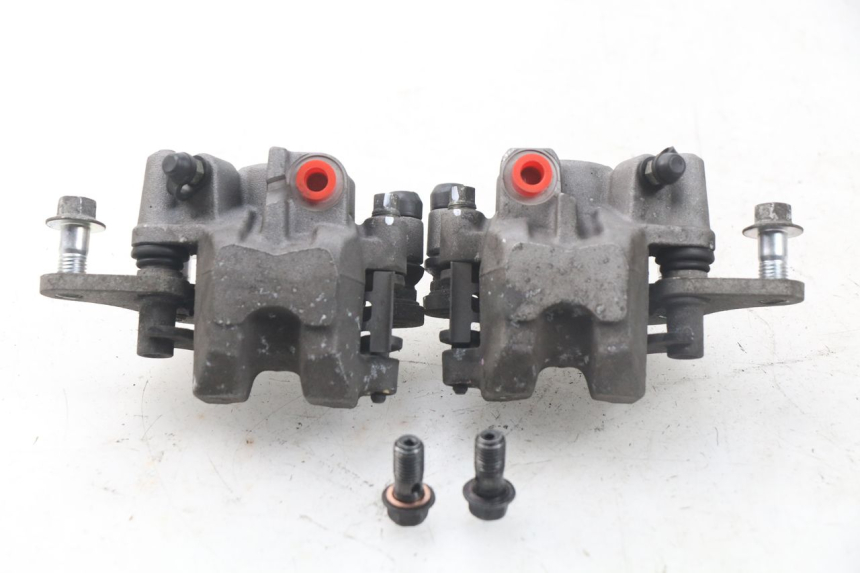 photo de ETRIER FREIN AVANT MBK MW TRYPTIK 125 (2017 - 2022) - Autre angle de vue