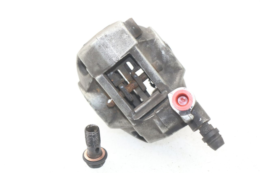 photo de ÉTRIER DE FREIN AVANT YAMAHA NEOS NEO'S 4T 50 (2008 - 2016) - Gros plan technique