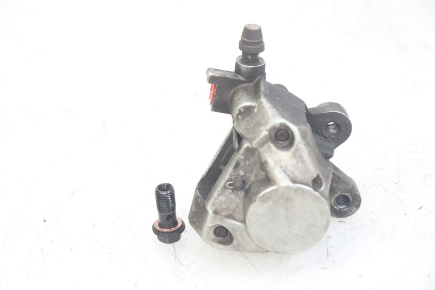 photo de ÉTRIER DE FREIN AVANT YAMAHA NEOS NEO'S 4T 50 (2008 - 2016) - Gros plan technique