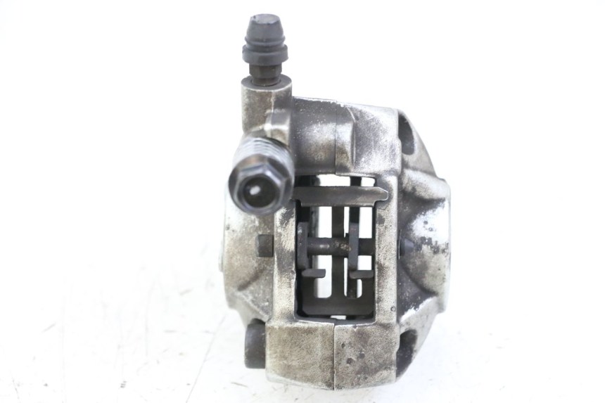 photo de ÉTRIER DE FREIN AVANT YAMAHA NEOS NEO'S 4T 50 (2008 - 2016) - Gros plan technique