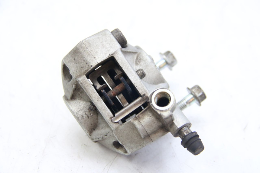 photo de ÉTRIER DE FREIN AVANT MBK OVETTO 2T 50 (2007 - 2017) - Zoom état d’usage