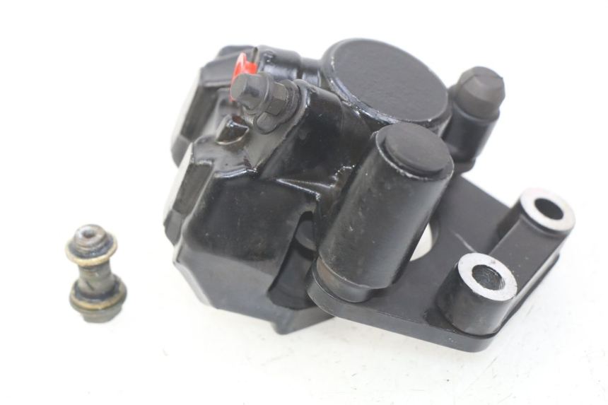 photo de ÉTRIER DE FREIN AVANT IMF INDUSTRIE PACH 2T 50 (2009 - 2018) - Gros plan technique