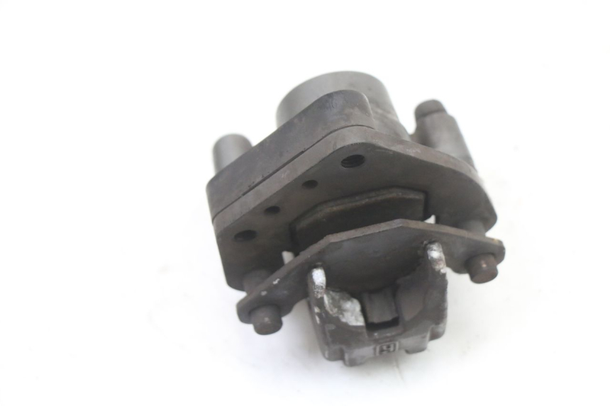 photo de ÉTRIER DE FREIN AVANT PEUGEOT LUDIX 50 (2008 - 2017) - Gros plan technique