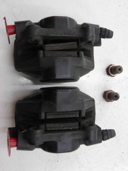 photo de ETRIER FREIN AVANT PIAGGIO MP3 RL 125 (2006 - 2014) - Autre angle de vue