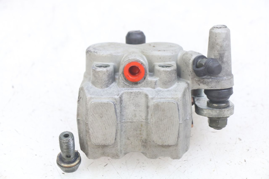 photo de ÉTRIER DE FREIN AVANT YCF R-START 125 - Vue d’ensemble