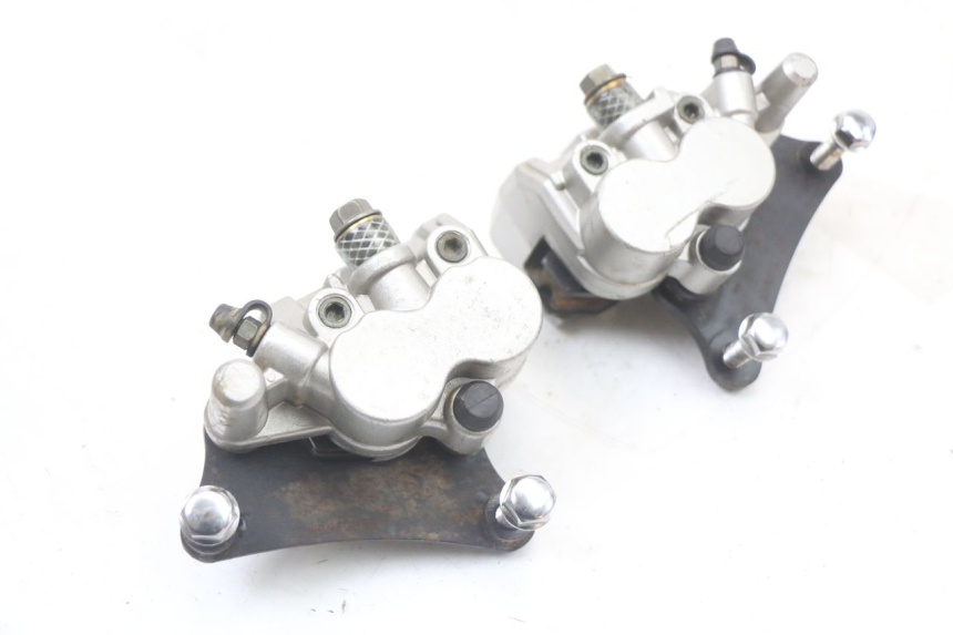 photo de ETRIER FREIN AVANT REGAL RAPTOR RAXTER 2 125 (2007 - 2015) - Détail de la pièce