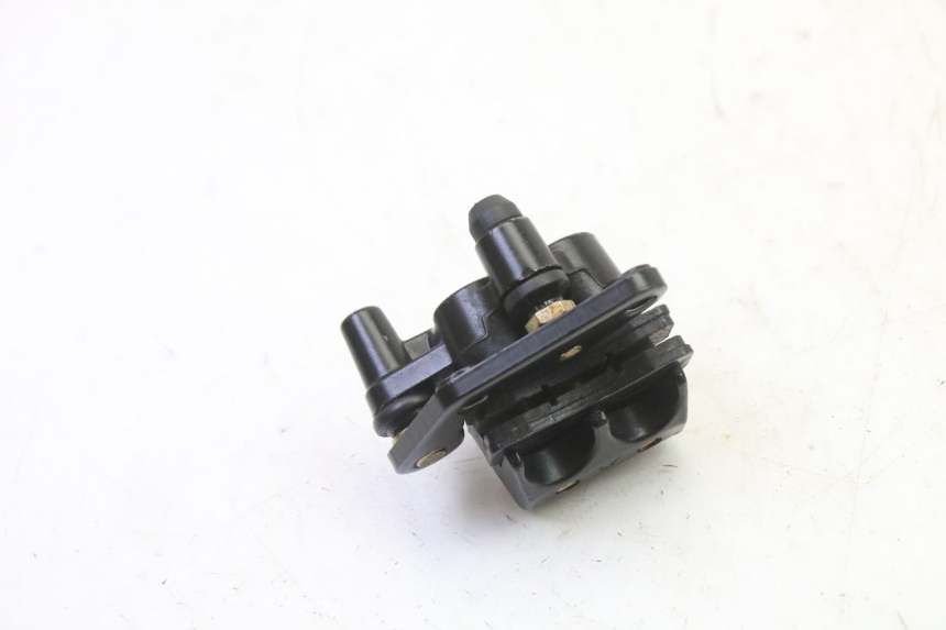 photo de ÉTRIER DE FREIN AVANT APOLLO RFZ 125 - Vue d’ensemble