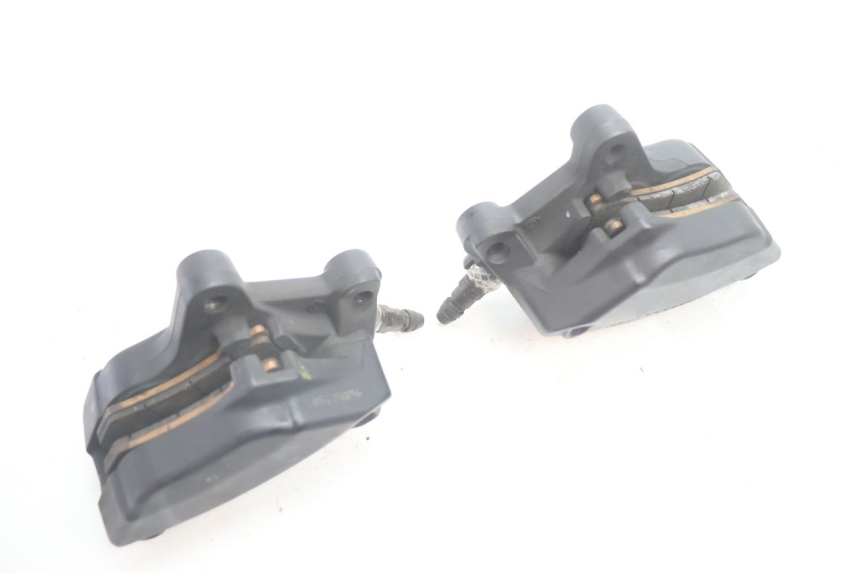 photo de ETRIER FREIN AVANT HARLEY DAVIDSON ROAD GLIDE FLTRXSE 1920 (2018 - 2022) - Zoom composants