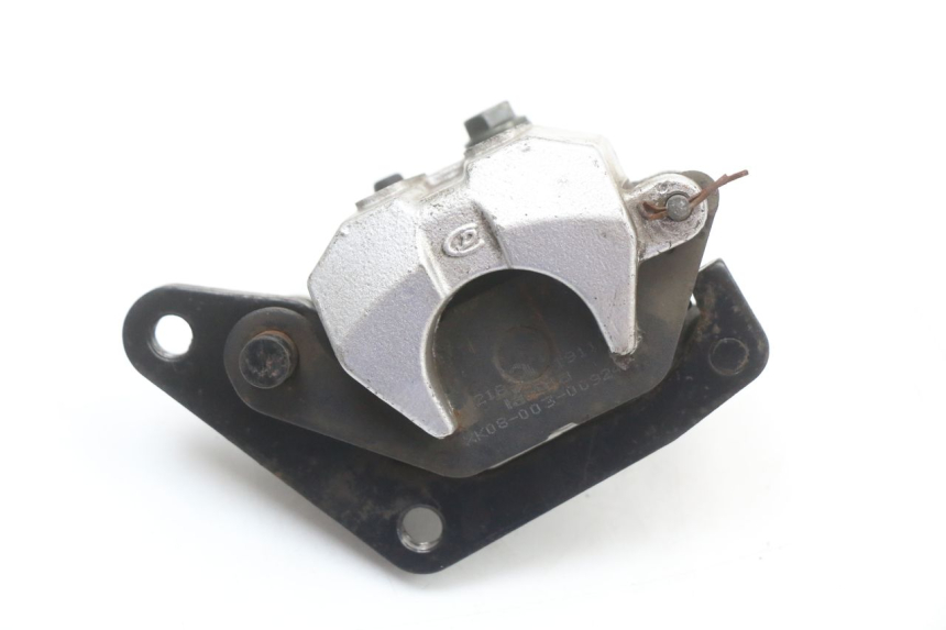 photo de ÉTRIER DE FREIN AVANT JM MOTORS SANTANA 50 (2014 - 2023) - Autre angle de vue