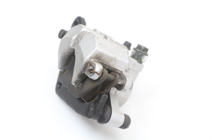 photo de ÉTRIER DE FREIN AVANT JM MOTORS SANTANA 50 (2014 - 2023) - Gros plan technique