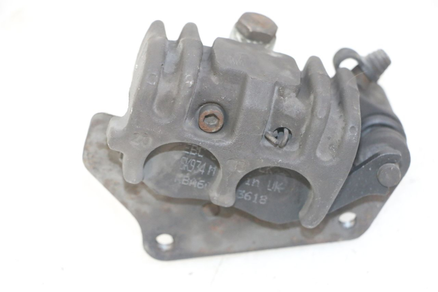photo de ÉTRIER DE FREIN AVANT PEUGEOT SATELIS COMPRESSOR K15 125 (2006 - 2009) - Autre angle de vue