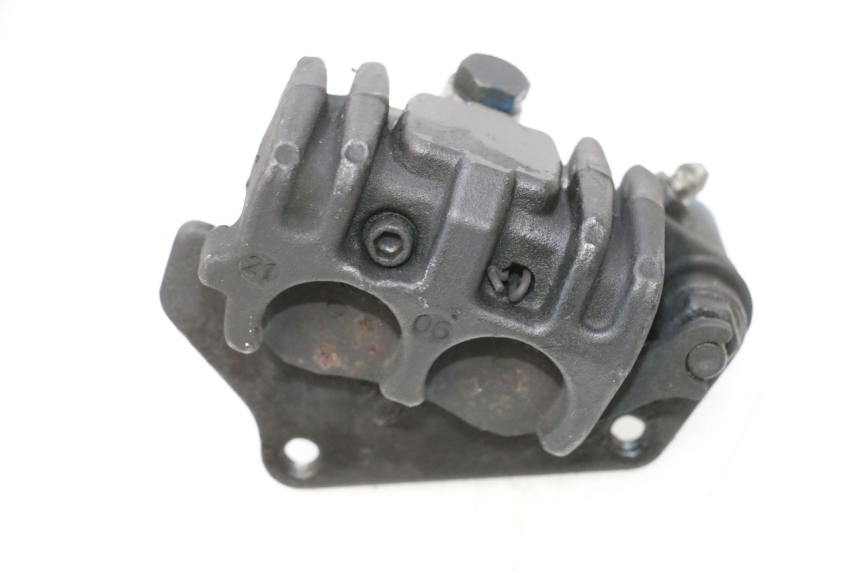 photo de ÉTRIER DE FREIN AVANT PEUGEOT SATELIS COMPRESSOR K15 125 (2006 - 2009) - Vue d’ensemble