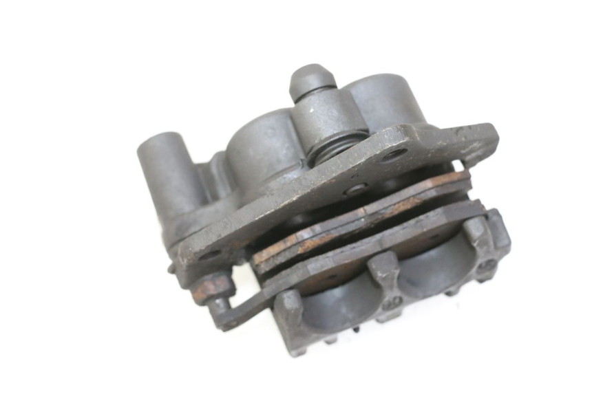 photo de ÉTRIER DE FREIN AVANT PEUGEOT SATELIS 125 (2006 - 2009) - Détail de la pièce