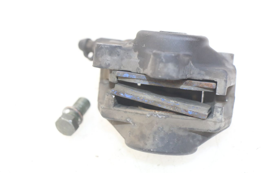 photo de ÉTRIER DE FREIN AVANT APRILIA SCARABEO 100 (2003 - 2012) - Autre angle de vue