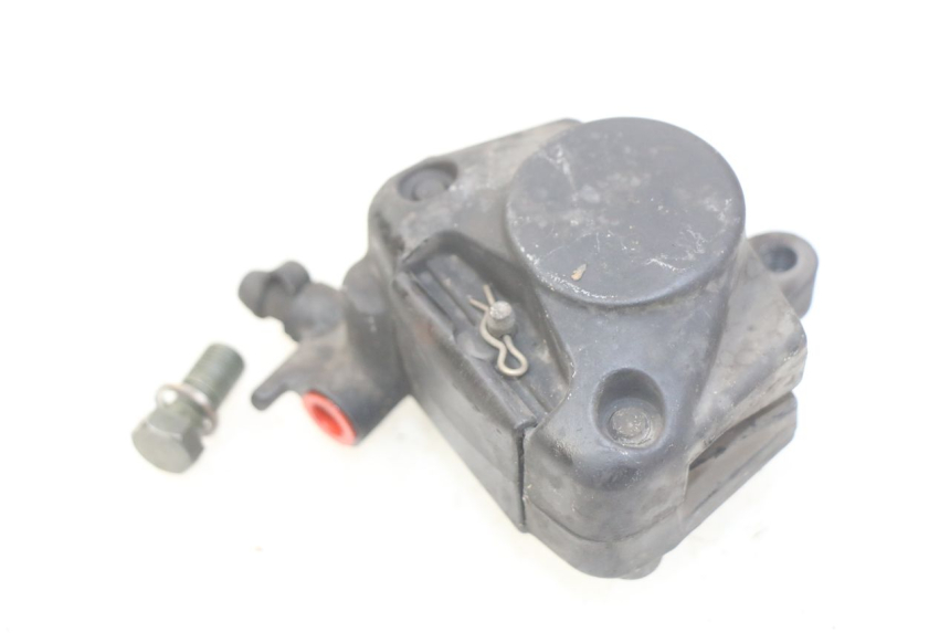 photo de ÉTRIER DE FREIN AVANT APRILIA SCARABEO 100 (2003 - 2012) - Gros plan technique