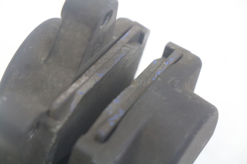 photo de ÉTRIER DE FREIN AVANT APRILIA SCARABEO 100 (2003 - 2012) - Gros plan technique