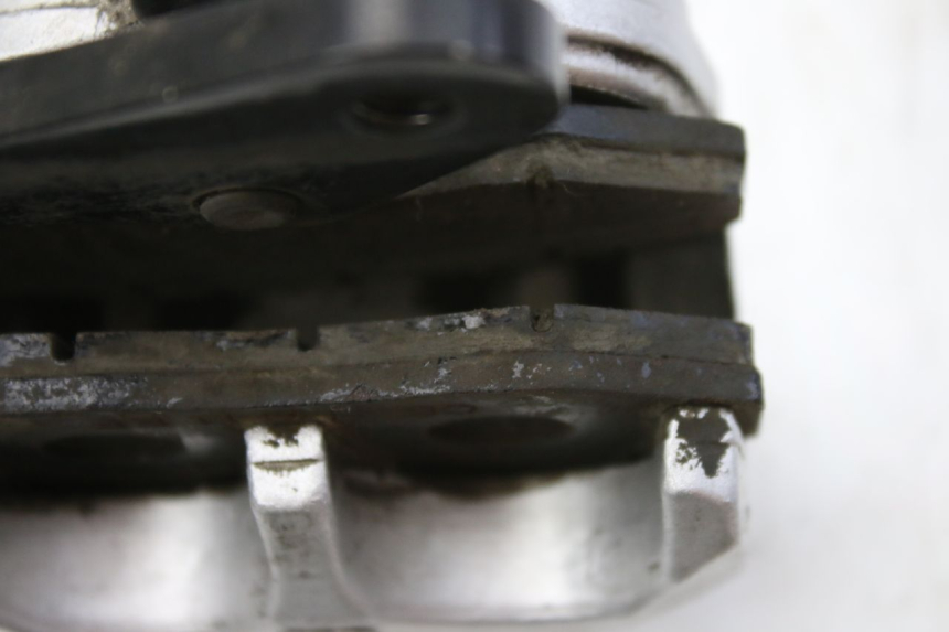 photo de ÉTRIER DE FREIN AVANT KYMCO SENTO 100 (2008 - 2013) - État de surface