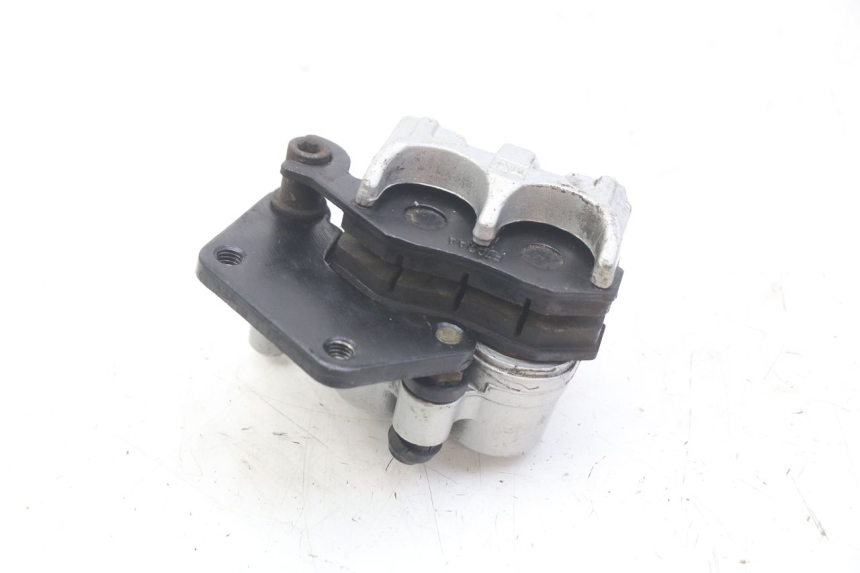 photo de ETRIER FREIN AVANT RAZZO STEED 125 (2012 - 2018) - Zoom état d’usage