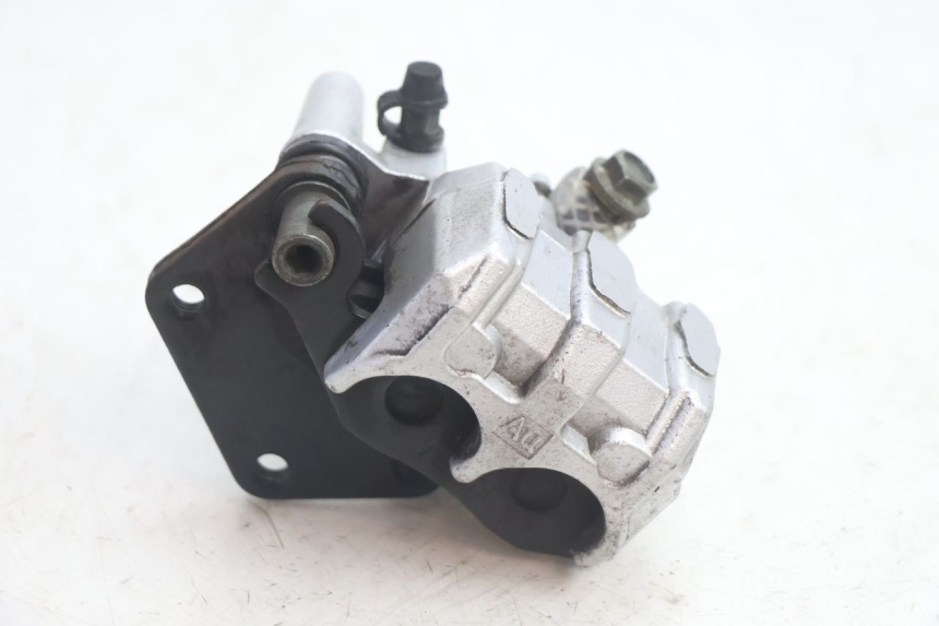 photo de ETRIER FREIN AVANT RAZZO STEED 125 (2012 - 2018) - Autre angle de vue