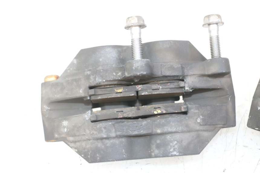 photo de ETRIER FREIN AVANT SUZUKI GSX F GSXF 650 (2007 - 2015) - Détail de la pièce