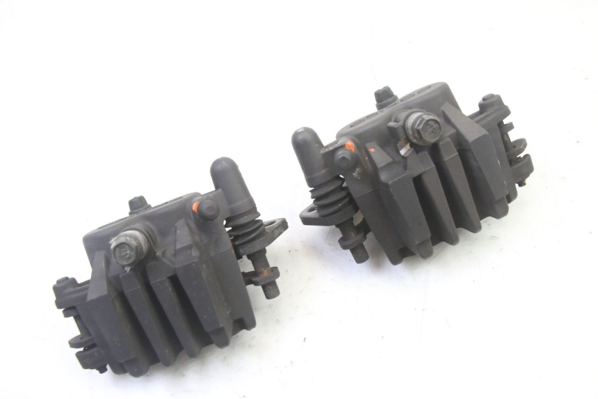 photo de ETRIER FREIN AVANT SUZUKI SV S 650 (2003 - 2009) - Autre angle de vue