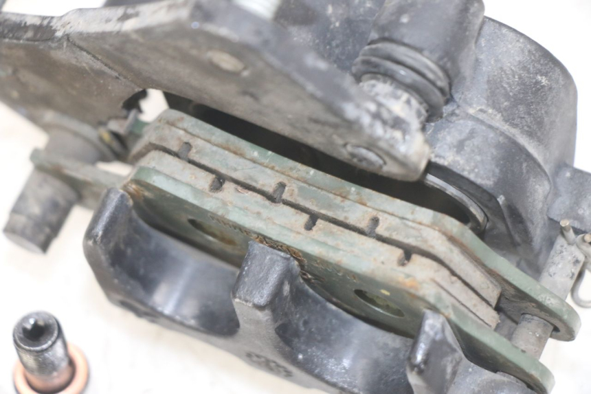 photo de ÉTRIER DE FREIN AVANT APRILIA SXR 50 (2021 - 2023) - Zoom état d’usage