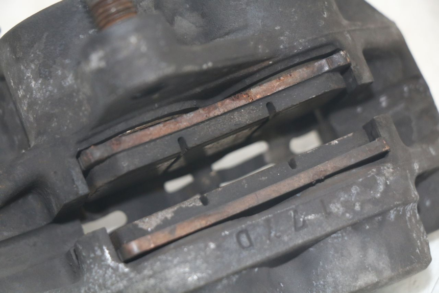 photo de ÉTRIER DE FREIN AVANT YAMAHA TDM ABS 900 (2002 - 2014) - Détails caractéristiques