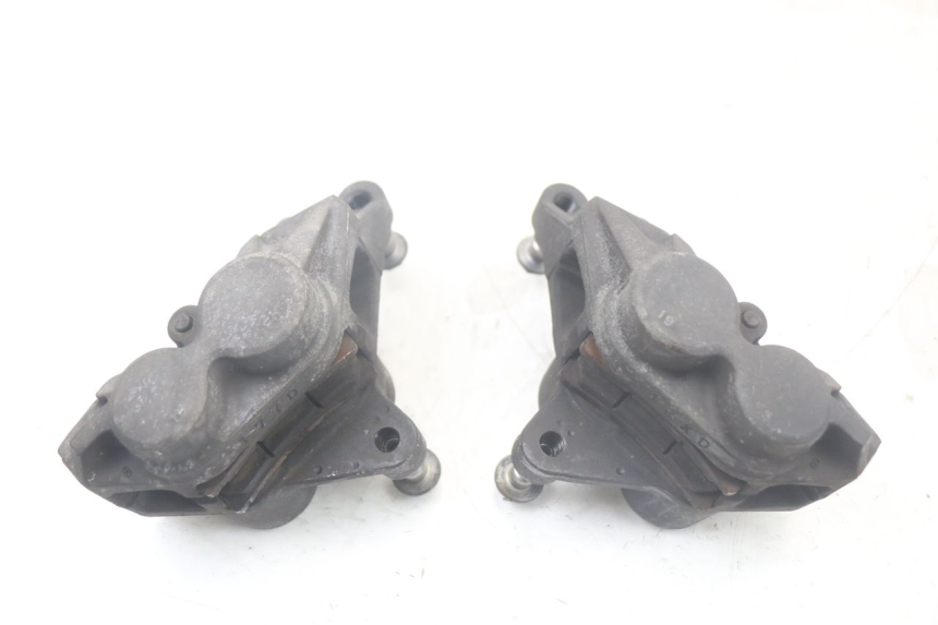 photo de ÉTRIER DE FREIN AVANT YAMAHA TDM ABS 900 (2002 - 2014) - Vue d’ensemble