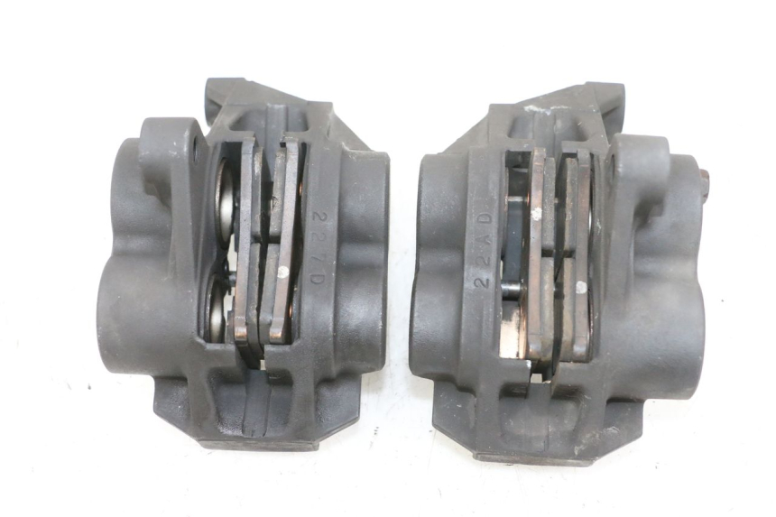 photo de ETRIER FREIN AVANT YAMAHA TDM ABS 900 (2002 - 2014) - Gros plan technique