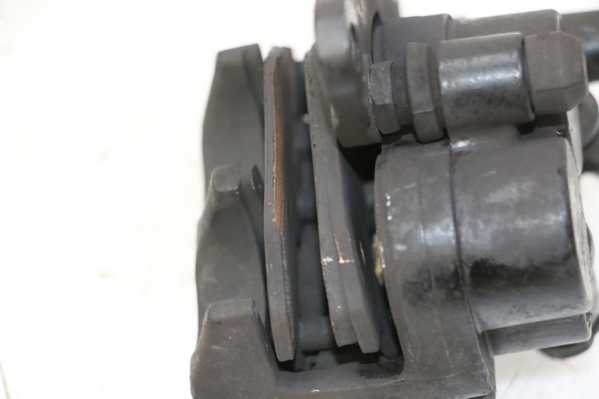 photo de ETRIER FREIN AVANT PEUGEOT TWEET PRO CARGO 50 (2018 - 2022) - Zoom état d’usage