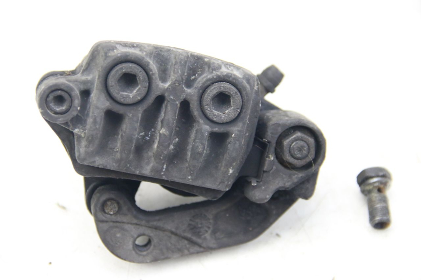 photo de ÉTRIER DE FREIN AVANT SUZUKI UH BURGMAN 125 (2002 - 2006) - Détail de la pièce