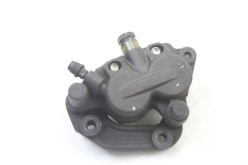 photo de ÉTRIER DE FREIN AVANT SUZUKI UH BURGMAN 125 (2002 - 2006) - Détail de la pièce