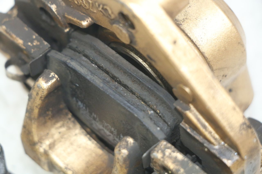 photo de ÉTRIER DE FREIN AVANT PEUGEOT V-CLIC VCLIC 50 (2007 - 2013) - Détail de la pièce