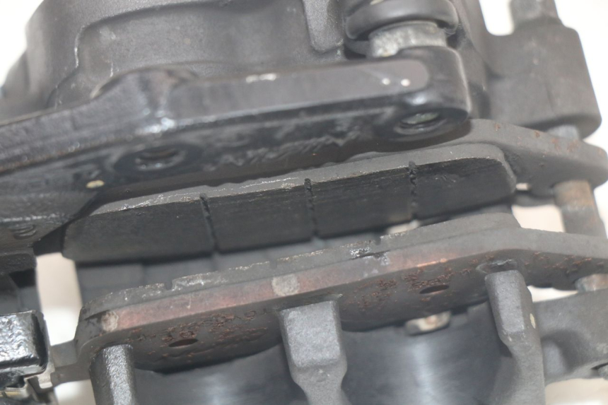 photo de ÉTRIER DE FREIN AVANT KAWASAKI VERSYS ABS 650 (2015 - 2018) - Zoom composants