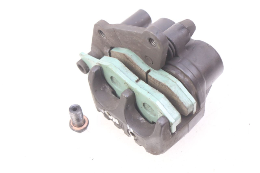 photo de ÉTRIER DE FREIN AVANT PIAGGIO VESPA GTS IGET ABS 125 (2017 - 2023) - Détail de la pièce