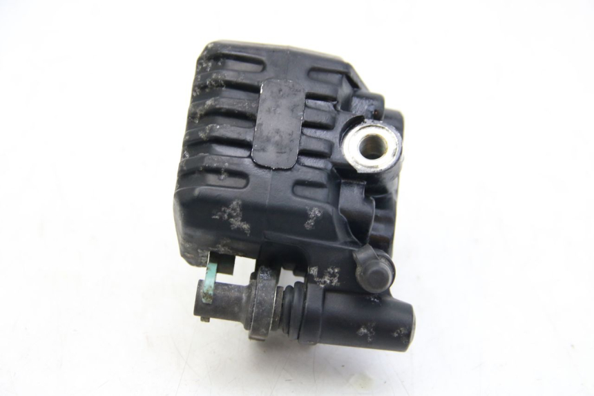 photo de ÉTRIER DE FREIN AVANT PIAGGIO VESPA GTS SUPER IE 125 (2009 - 2016) - Détail de la pièce