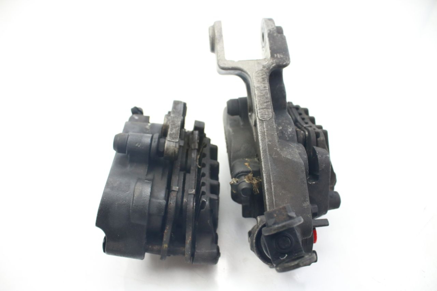 photo de ETRIER FREIN AVANT HONDA VFR FI RC46 800 (1998 - 2001) - Détail de la pièce