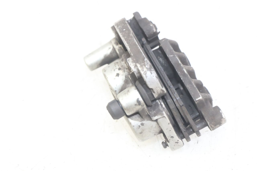 photo de ÉTRIER DE FREIN AVANT YAMAHA XMAX X-MAX 125 (2006 - 2009) - Autre angle de vue