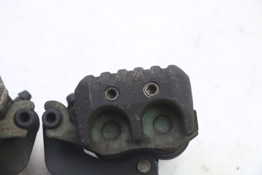 photo de ÉTRIER DE FREIN AVANT PIAGGIO X9 EVOLUTION 125 (2003 - 2007) - Pièce contrôlée