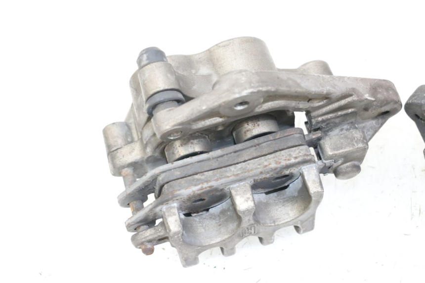 photo de ETRIER FREIN AVANT KYMCO XCITING 250 (2006 - 2009) - Zoom état d’usage