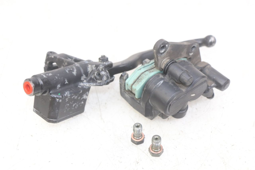 photo de ÉTRIER DE FREIN AVANT PIAGGIO XEVO - X EVO 125 (2007 - 2017) - Autre angle de vue