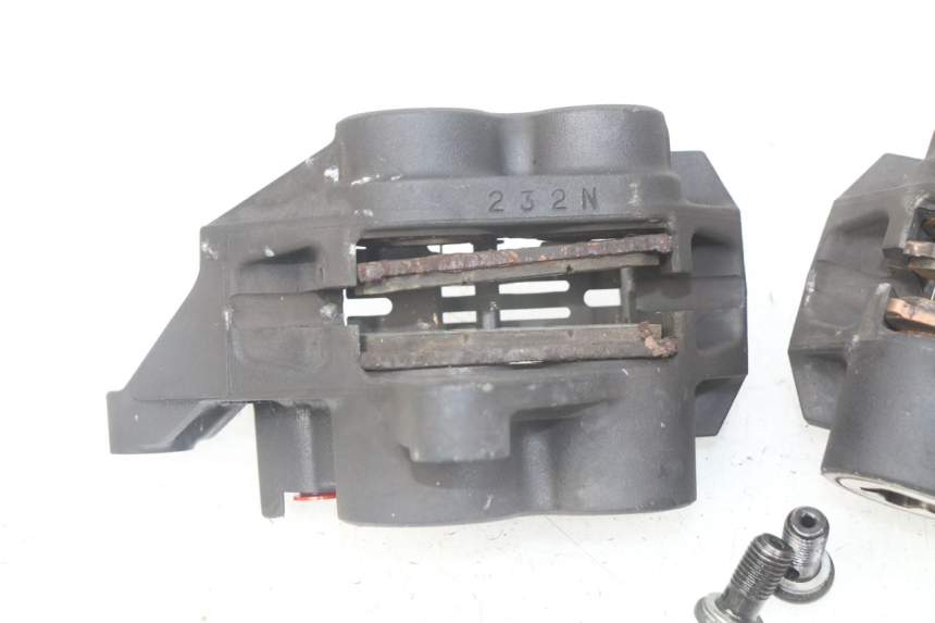 photo de ETRIER FREIN AVANT YAMAHA XP T-MAX TMAX ABS 530 (2012 - 2015) - Zoom état d’usage