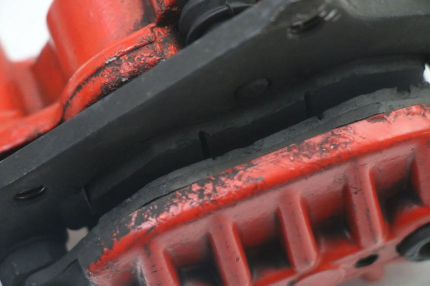 photo de ETRIER FREIN AVANT YAMAHA TZR 50 (2008 - 2016) - Points de fixation