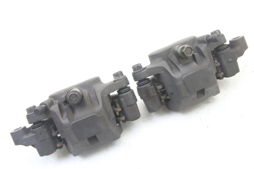 photo de ETRIER FREIN AVANT YAMAHA XJ6 600 (2008 - 2016) - Autre angle de vue