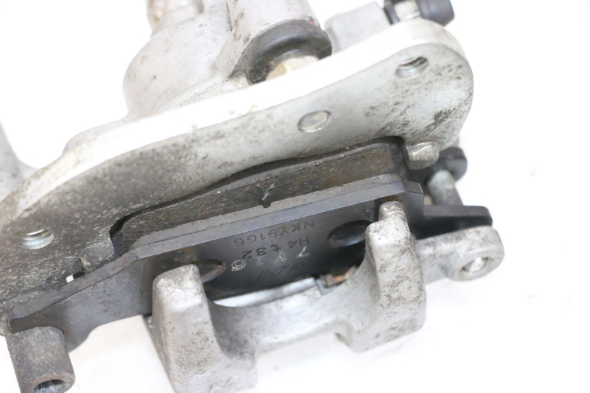 photo de ETRIER FREIN AVANT YAMAHA YFM R RAPTOR 250 (2008 - 2014) - Autre angle de vue