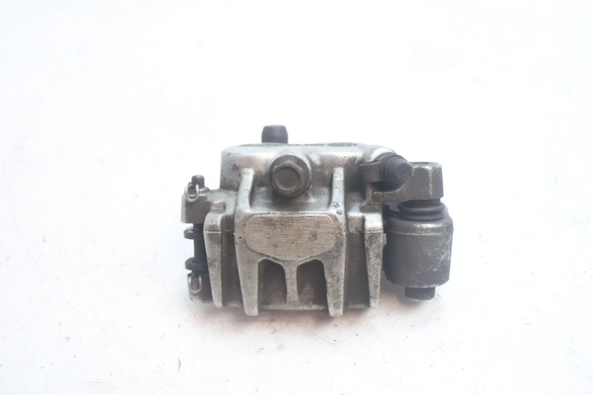 photo de ÉTRIER DE FREIN AVANT YAMAHA YP MAJESTY 125 (2002 - 2006) - Zoom état d’usage