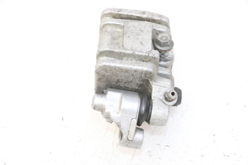 photo de ETRIER FREIN AVANT YAMAHA YZ 125 (1998 - 2005) - Gros plan technique